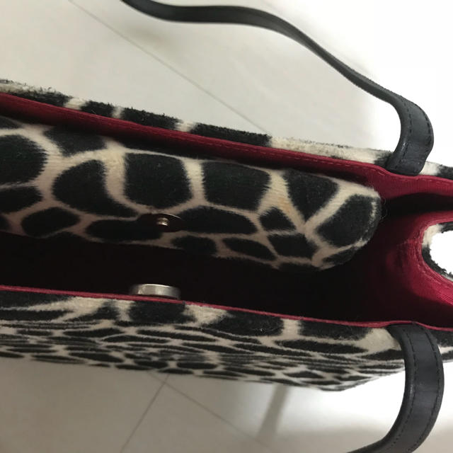 kate spade new york(ケイトスペードニューヨーク)の【お値下げ】ケイトスペード ジラフ柄バッグ レディースのバッグ(トートバッグ)の商品写真