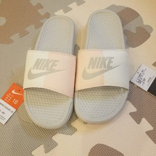 ナイキ(NIKE)の新品【ナイキ】サンダルベナッシ(サンダル)