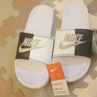 ナイキ(NIKE)の新品【ナイキ】サンダル　ベナッシ(サンダル)