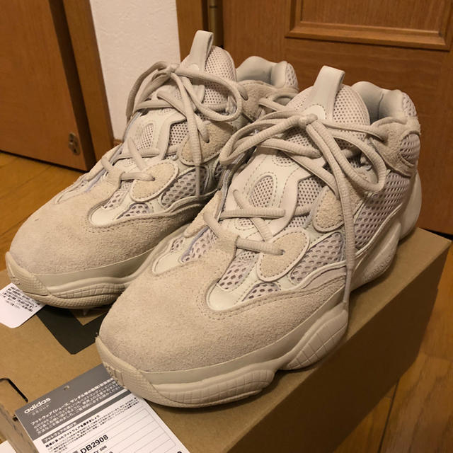 adidas(アディダス)の27.0 yeezy 500 DESERT RAT blush メンズの靴/シューズ(スニーカー)の商品写真