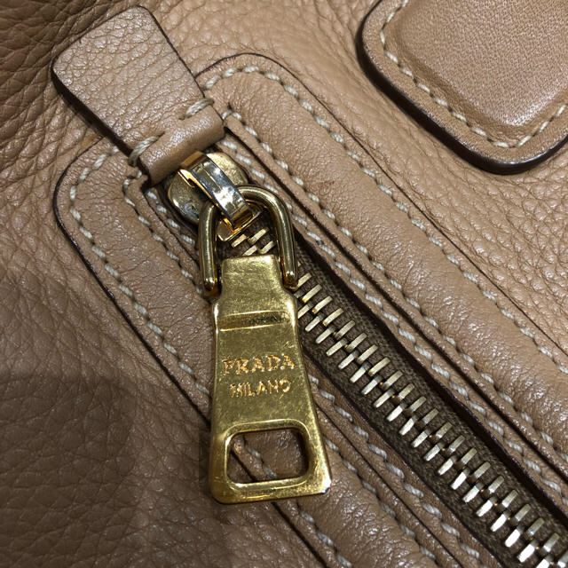 PRADA(プラダ)の確認用 レディースのバッグ(トートバッグ)の商品写真