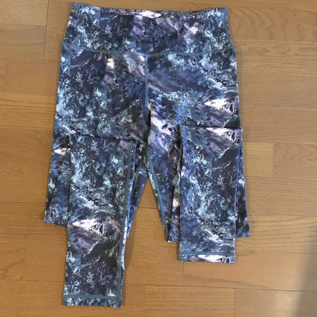 lululemon(ルルレモン)の*outlet* lululemon size8 pants スポーツ/アウトドアのトレーニング/エクササイズ(ヨガ)の商品写真