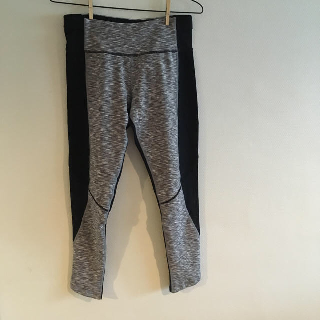 ヨガ*outlet* lululemon size6 pants