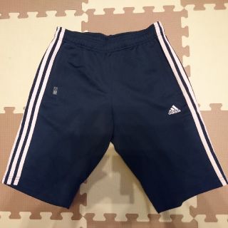 アディダス(adidas)の【美品】adidas アディダス ハーフパンツ(ハーフパンツ)