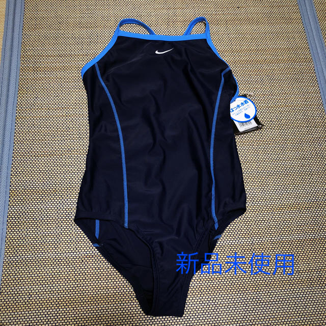 NIKE(ナイキ)のNIKE ナイキ 水着 160cm 新品未使用 キッズ/ベビー/マタニティのキッズ服女の子用(90cm~)(水着)の商品写真