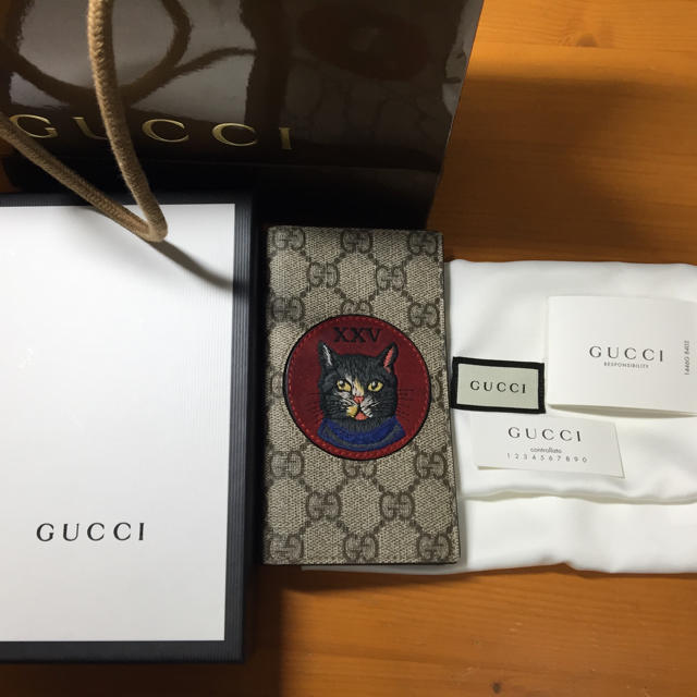 Gucci - GUCCI iPhoneケース 新作 正規品の通販 by Akito｜グッチならラクマ