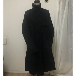 ヨウジヤマモト(Yohji Yamamoto)のスタンドカラーストラップロングシャツコート(シャツ)