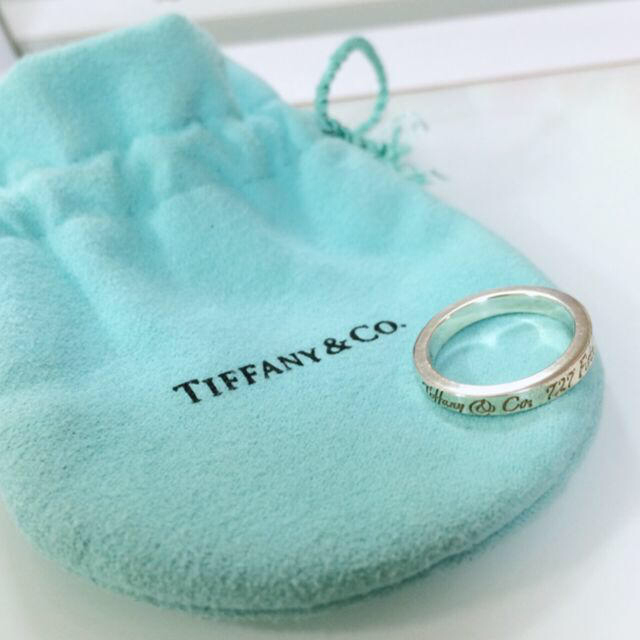 Tiffany & Co.(ティファニー)のティファニー ノーツナローリング レディースのアクセサリー(リング(指輪))の商品写真