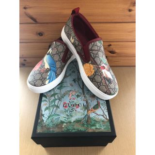 グッチ(Gucci)のGUCCI スリッポン 新品未使用正規店購入品(スリッポン/モカシン)