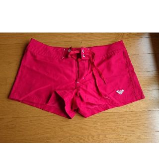 ロキシー(Roxy)のROXY ショートパンツ レッド Mサイズ(水着)