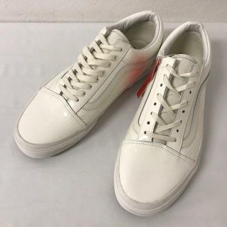 ヴァンズ スニーカー メンズ エナメル の通販 30点 Vansのメンズを買うならラクマ