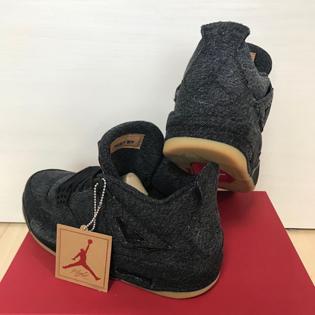 AIR JORDAN4 LEVI’S