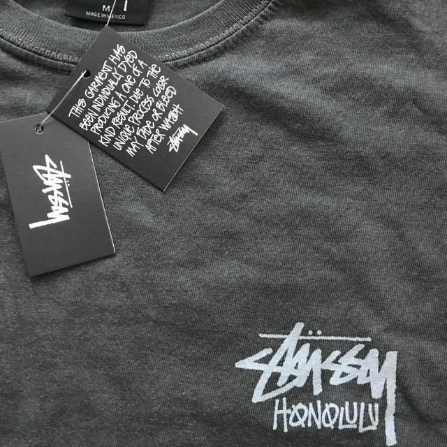 STUSSY(ステューシー)のステューシー  ハワイ(ホノルル限定)希少Mサイズ メンズのトップス(Tシャツ/カットソー(七分/長袖))の商品写真