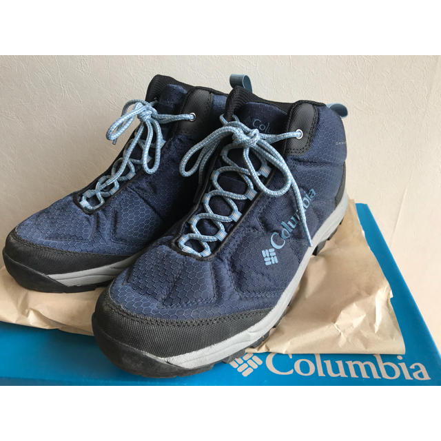 Columbia(コロンビア)の美品＊Columbia 登山靴（紺）26cm スポーツ/アウトドアのアウトドア(登山用品)の商品写真