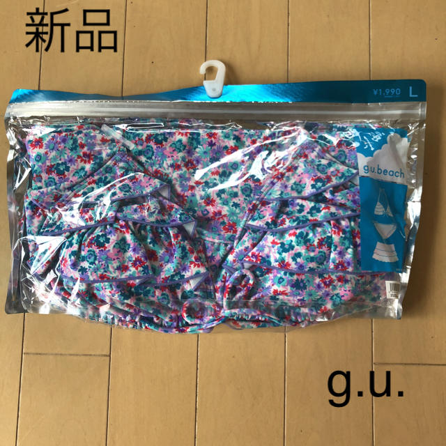 GU(ジーユー)の新品☆ジーユー 花柄ビキニ3点セット 水着 レディースの水着/浴衣(水着)の商品写真