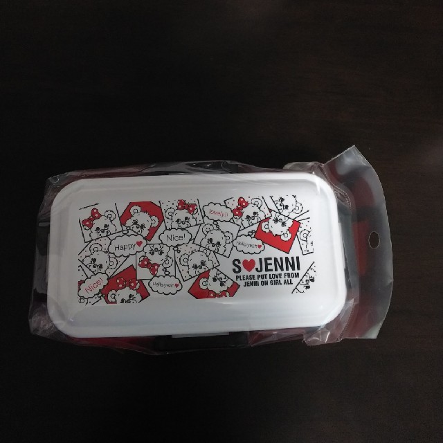 JENNI(ジェニィ)の新品未使用 JENNIお弁当箱 インテリア/住まい/日用品のキッチン/食器(弁当用品)の商品写真