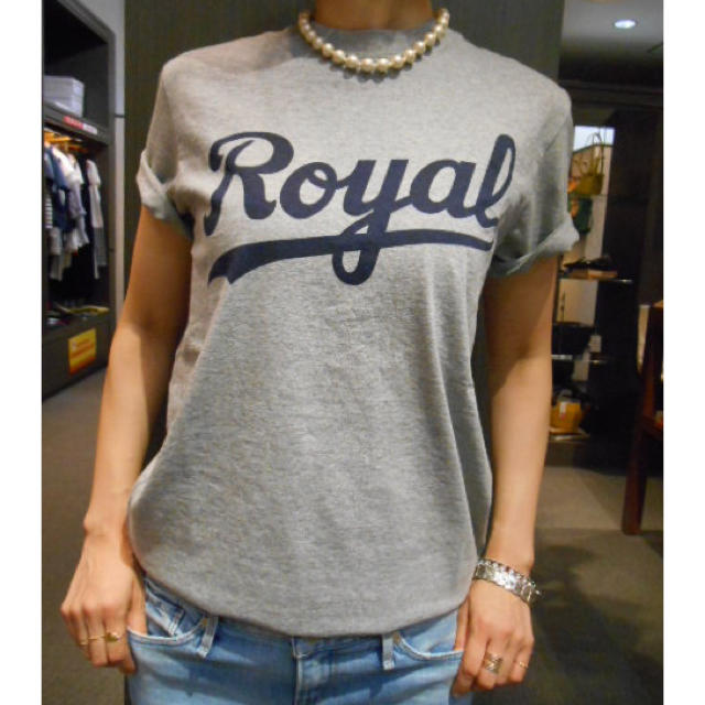 Shinzone 超美品 The Shinzoneシンゾーンroyalプリントtシャツの通販 By メイちゃん S Shop シンゾーンならラクマ Shinzone 超美品 The Shinzoneシンゾーンroyalプリントtシャツの通販 By メイちゃん S Shop シンゾーンならラクマ