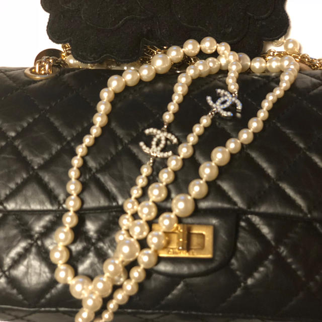 CHANEL(シャネル)のCHANELパールネックレス レディースのアクセサリー(ネックレス)の商品写真