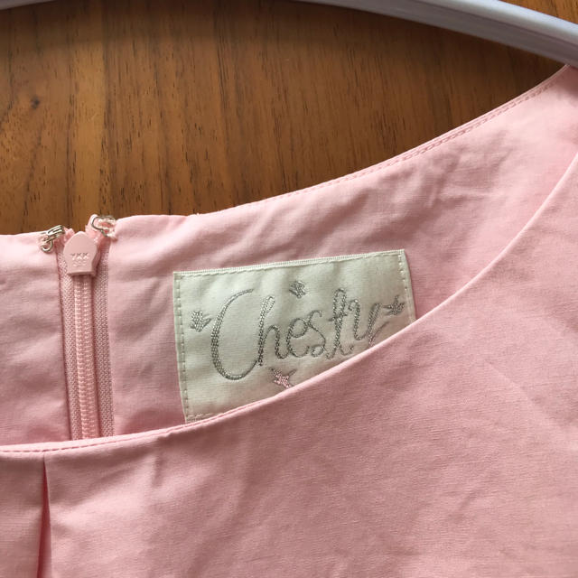 Chesty(チェスティ)のchesty オフショルダー  レディースのトップス(シャツ/ブラウス(半袖/袖なし))の商品写真