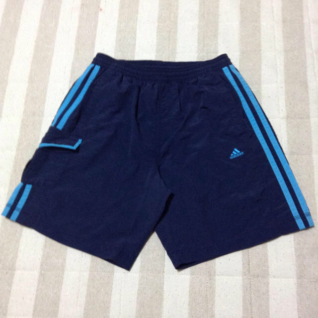 adidas(アディダス)のアディダス 水着 150センチ&ゴーグル キッズ/ベビー/マタニティのキッズ服男の子用(90cm~)(パンツ/スパッツ)の商品写真