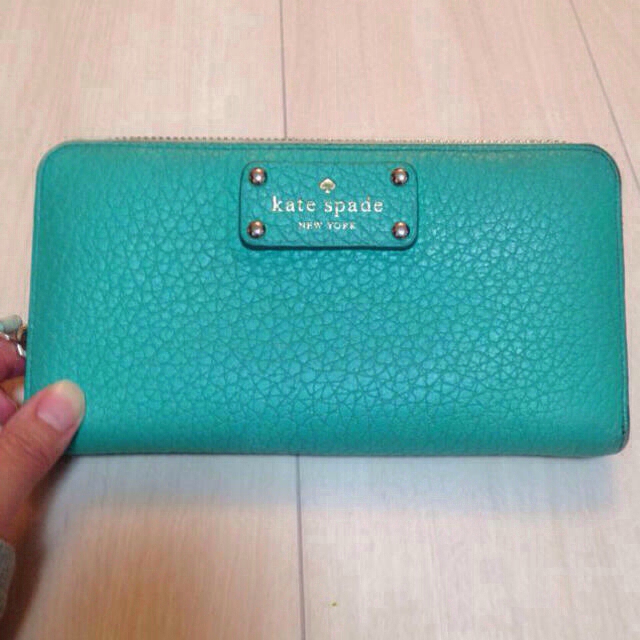 kate spade new york(ケイトスペードニューヨーク)のkate spade♠︎長財布>_<♠︎ レディースのファッション小物(財布)の商品写真