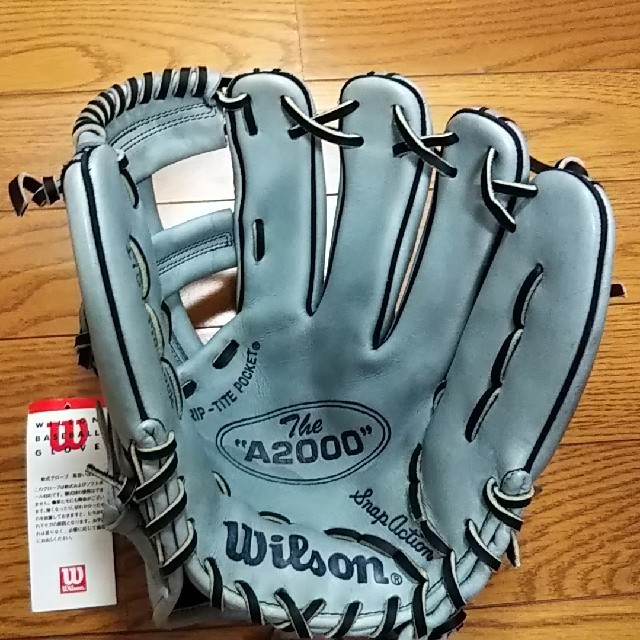 wilson(ウィルソン)の ウイルソン 軟式グローブ A2000 日本製「湯もみ型付け済」 スポーツ/アウトドアの野球(グローブ)の商品写真