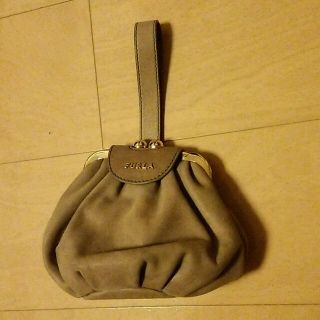 フルラ(Furla)のフルラ ガマ口ミニバッグ ベージュ(クラッチバッグ)