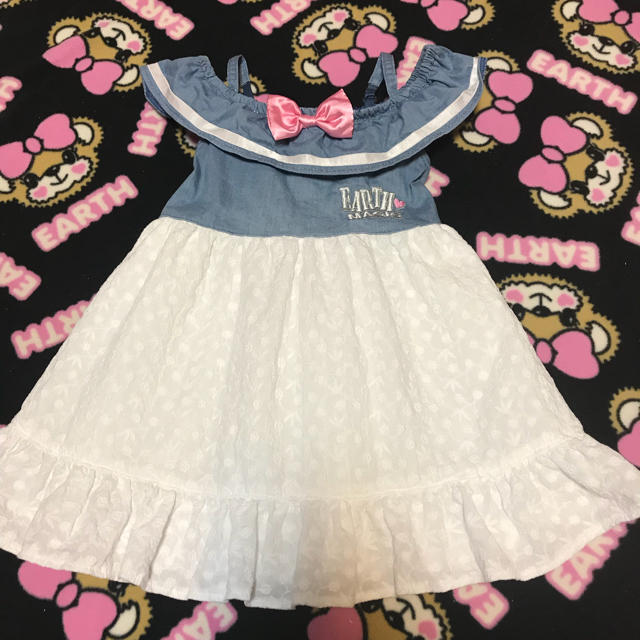 EARTHMAGIC(アースマジック)の専用♡コットンレースワンピ✩120 キッズ/ベビー/マタニティのキッズ服女の子用(90cm~)(ワンピース)の商品写真