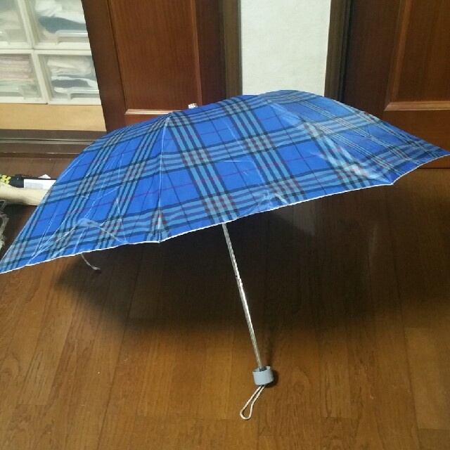【中古品】なんちゃってバーバリー柄 折り畳み雨傘の通販 by はな's shop｜ラクマ