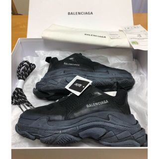 バレンシアガ(Balenciaga)のY.A様 専用 BALENCIAGA Triple S 40 トリプルエス 40(スニーカー)