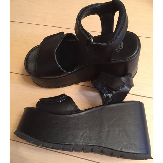 YOSUKE(ヨースケ)のYOSUKE サンダル レディースの靴/シューズ(サンダル)の商品写真