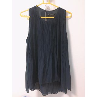 ザラ(ZARA)のZARA プリーツノースリーブブラウス(シャツ/ブラウス(半袖/袖なし))