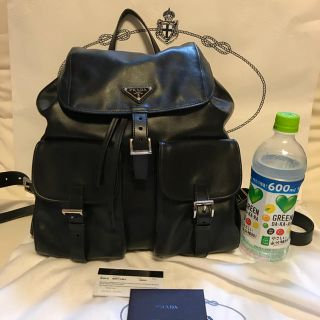 プラダ(PRADA)の来愛様専用 美品 プラダ リュック バックパック B2811L 黒 ソフトカーフ(リュック/バックパック)