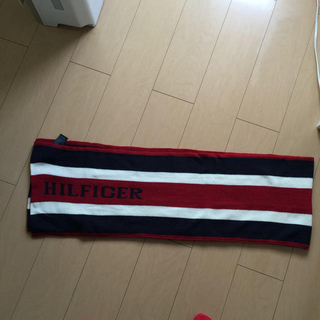 TOMMY HILFIGER(トミーヒルフィガー)のトミーマフラー レディースのファッション小物(マフラー/ショール)の商品写真