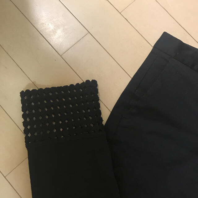 ZARA(ザラ)のZARA BASIC 黒パンツ レディースのパンツ(カジュアルパンツ)の商品写真