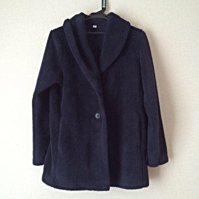 UNIQLO(ユニクロ)のむんさん専用紺色のコート レディースのジャケット/アウター(ロングコート)の商品写真