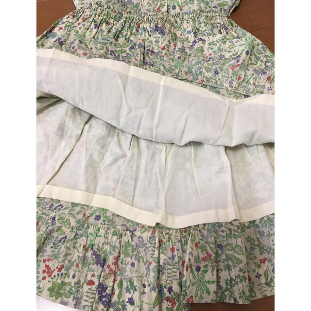 ボタニカル柄スカート/女の子 120㎝〜130㎝ キッズ/ベビー/マタニティのキッズ服女の子用(90cm~)(スカート)の商品写真