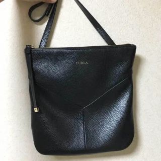 フルラ(Furla)のFURLA ショルダーバッグ 最終値下げ(ショルダーバッグ)