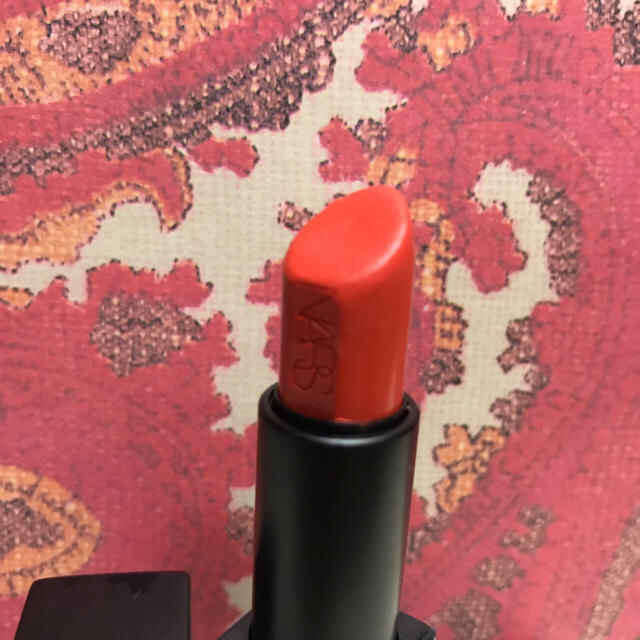 NARS(ナーズ)のNars 9469 オーディシャスリップスティック コスメ/美容のベースメイク/化粧品(口紅)の商品写真