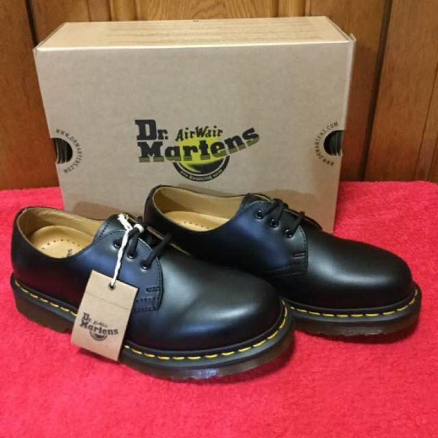 【新品・正規品】 Dr MARTENS ドクターマーチン アイギブソンブラック素材