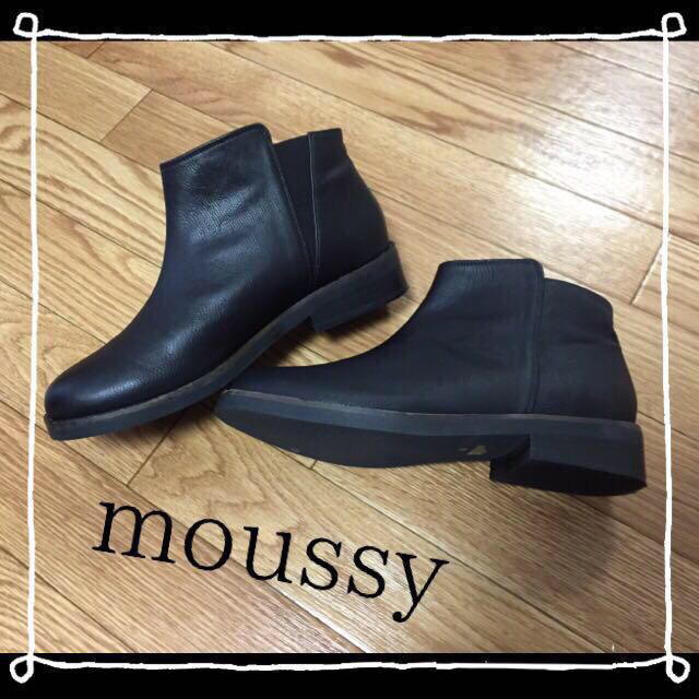 moussy(マウジー)の美品♡moussy♡ショートブーツ♡ レディースの靴/シューズ(ブーツ)の商品写真