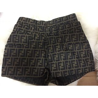 フェンディ ショートパンツ(レディース)の通販 34点 | FENDIの ...