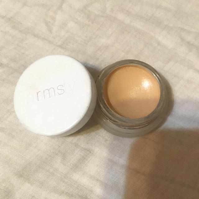 Cosme Kitchen(コスメキッチン)のrms beauty アンカバーアップ11番 コスメ/美容のベースメイク/化粧品(ファンデーション)の商品写真