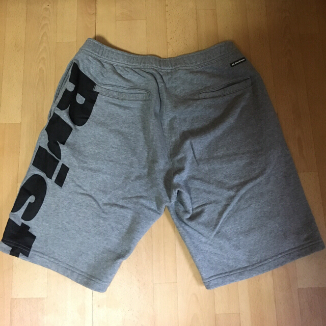 F.C.R.B.(エフシーアールビー)のFCRB  BIG LOGO SWEAT SHORTS メンズのパンツ(ショートパンツ)の商品写真