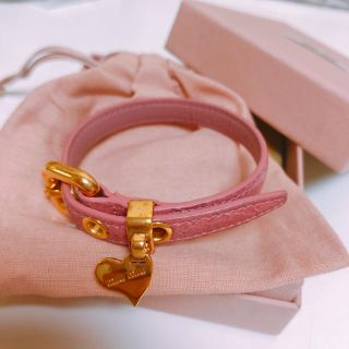 MIU MIU(ブレスレット/バングル)のフリマアイテム一覧 MIU MIU(ブレスレット/バングル)のフリマアイテム一覧