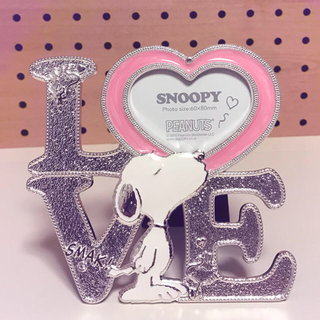 Snoopy スヌーピー エナメルフォトフレーム ラブの通販 ラクマ
