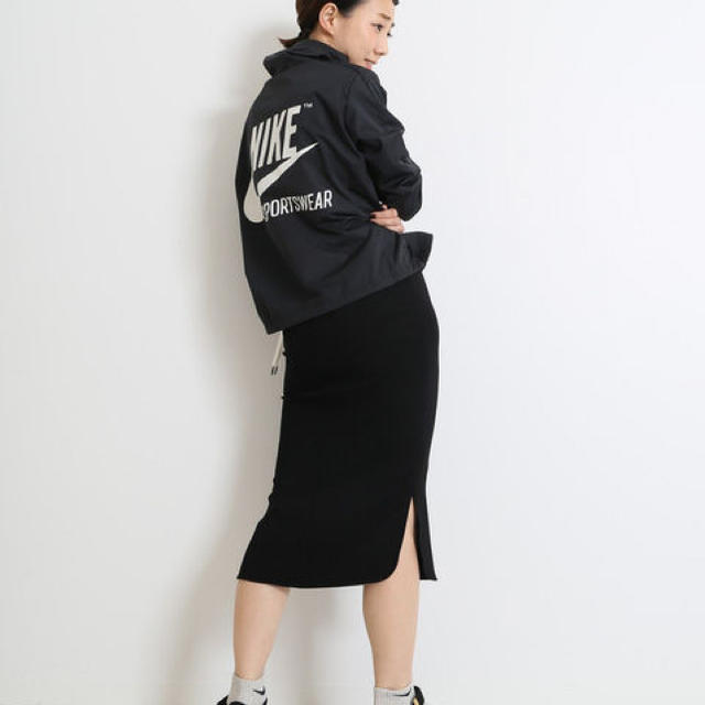 DEUXIEME CLASSE(ドゥーズィエムクラス)のDeuxieme Classe NIKE HOOD プルオーバーS【完売商品】  レディースのジャケット/アウター(ナイロンジャケット)の商品写真