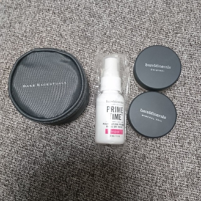 bareMinerals(ベアミネラル)のベアミネラル 9300円相当 コスメ/美容のベースメイク/化粧品(ファンデーション)の商品写真