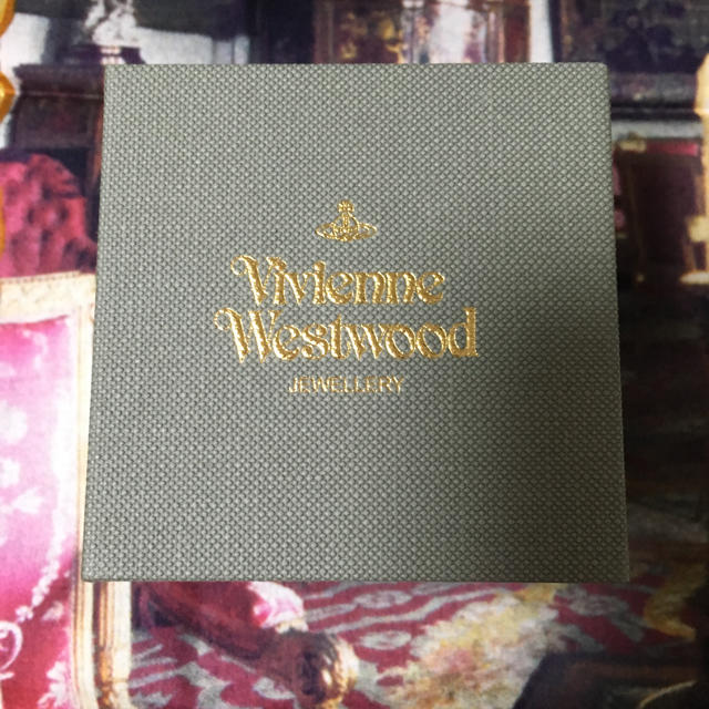Vivienne Westwood(ヴィヴィアンウエストウッド)の美品 Vivienne Westwood アーマーリング レディースのアクセサリー(リング(指輪))の商品写真