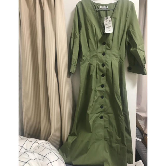 Zara らん様 専用 Zara ザラ トレンチ風ミディワンピース カーキ色の通販 By オシャレヤ ザラならラクマ Zara らん様 専用 Zara ザラ トレンチ風ミディワンピース カーキ色の通販 By オシャレヤ ザラならラクマ